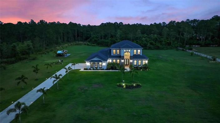 Image No.89-6 Bed Property for sale