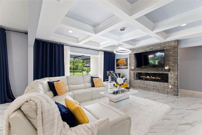 Image No.9-6 Bed Property for sale