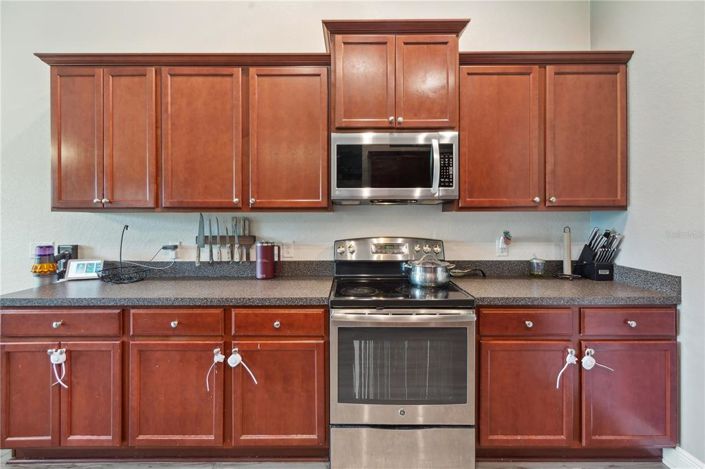 Image No.11-4 Bed Property for sale