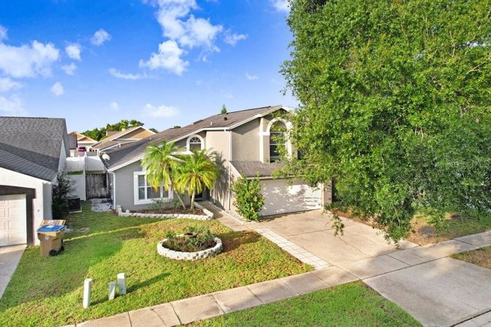 Image No.2-3 Bed Property for sale