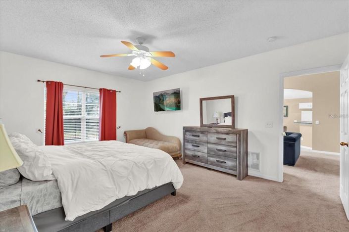 Image No.6-Propriété de 4 chambres à vendre à Kissimmee