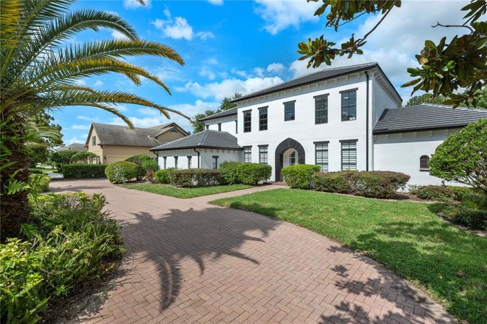 Image No.48-5 Bed Property for sale