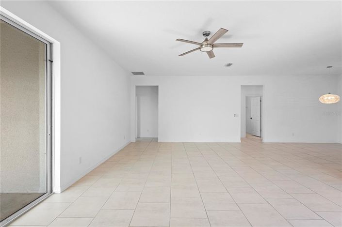 Image No.23-4 Bed Property for sale