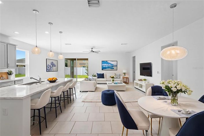 Image No.4-4 Bed Property for sale