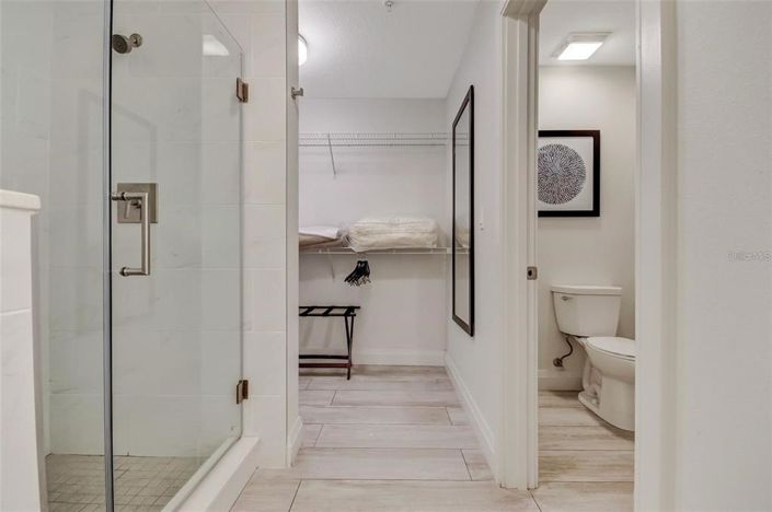 Image No.11-2 Bed Property for sale