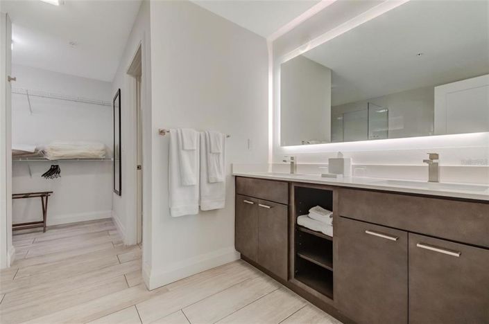 Image No.14-2 Bed Property for sale