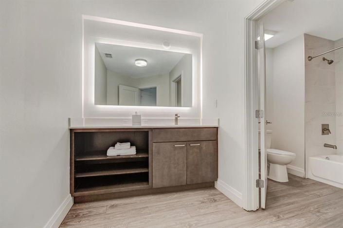 Image No.19-2 Bed Property for sale