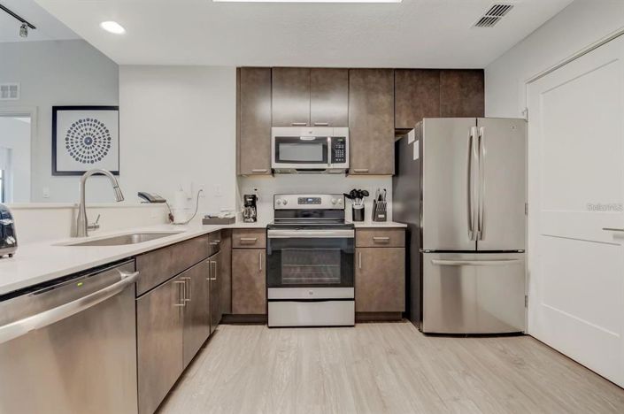 Image No.3-2 Bed Property for sale