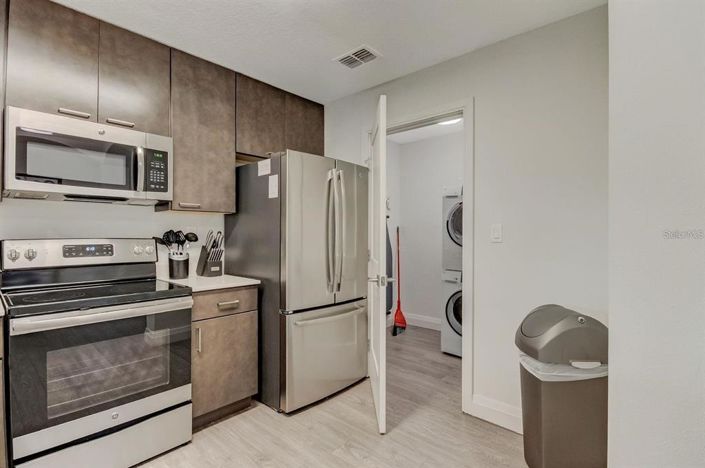 Image No.4-2 Bed Property for sale