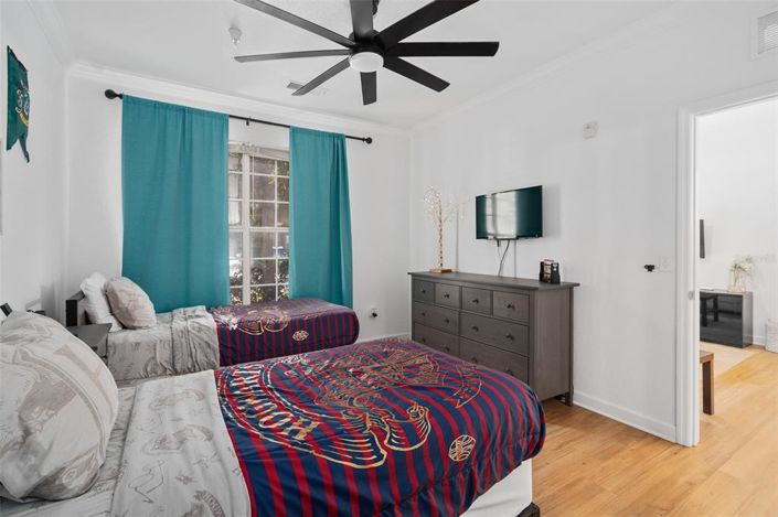 Image No.15-2 Bed Property for sale