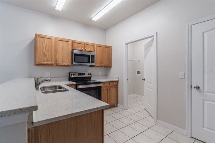 Image No.11-4 Bed Property for sale