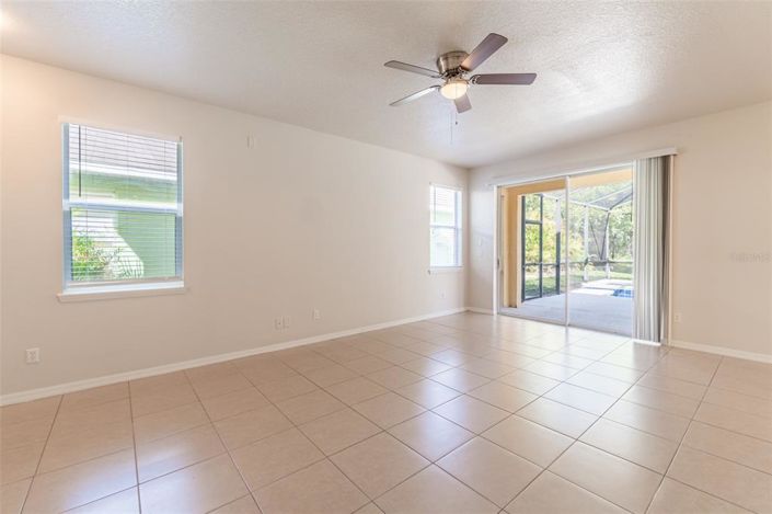 Image No.6-4 Bed Property for sale