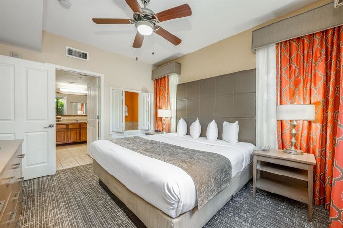 Image No.12-3 Bed Property for sale