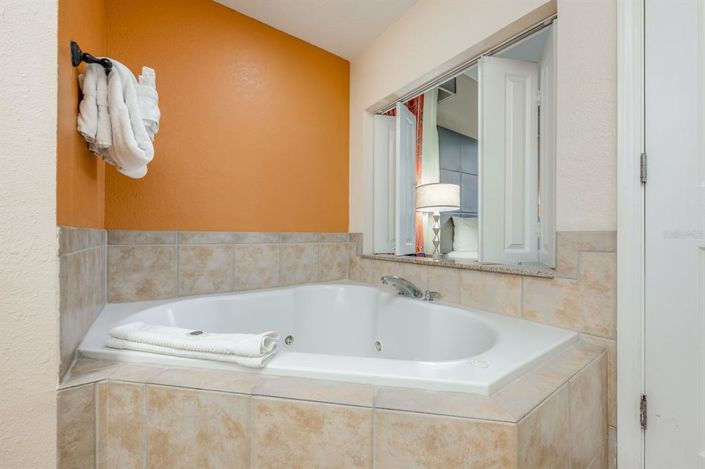 Image No.14-3 Bed Property for sale