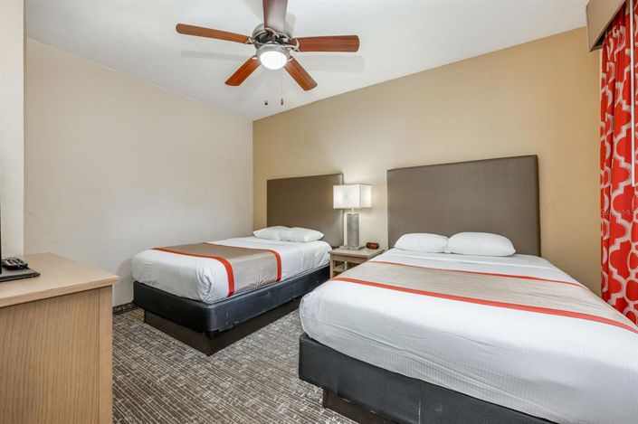 Image No.17-3 Bed Property for sale