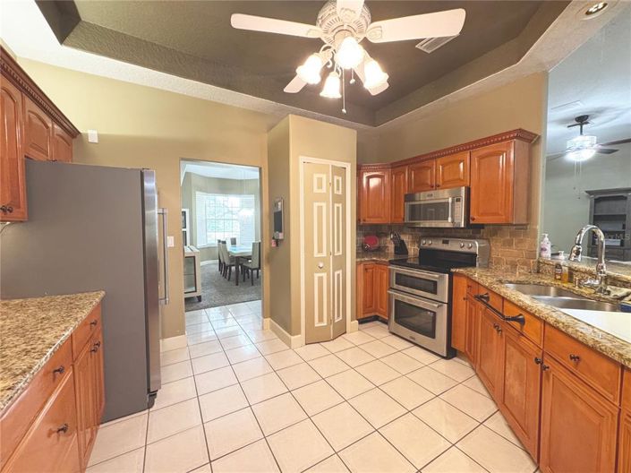 Image No.15-4 Bed Property for sale