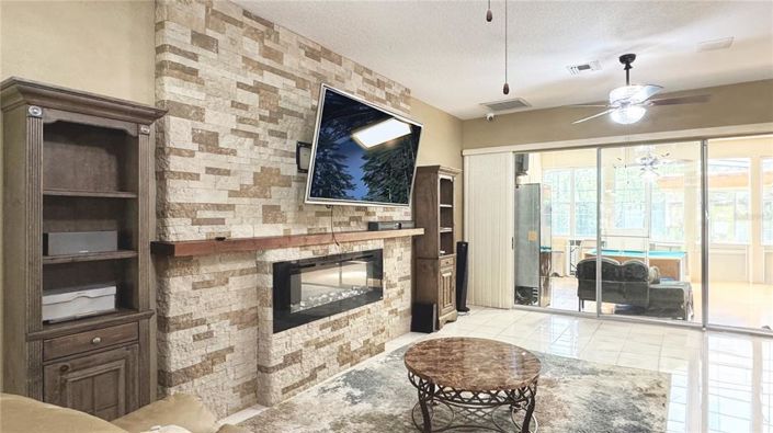 Image No.8-4 Bed Property for sale