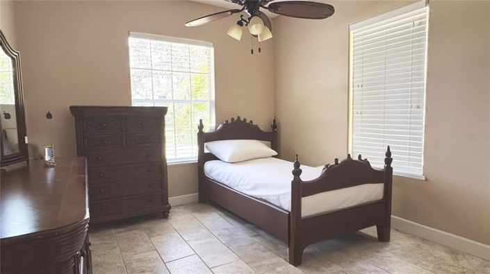 Image No.9-4 Bed Property for sale