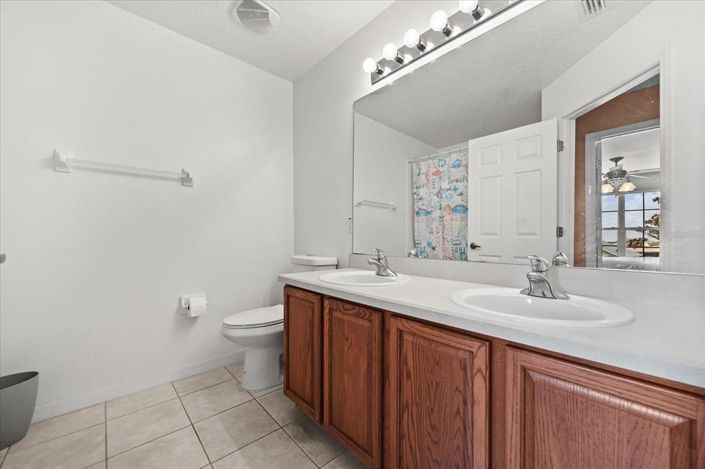 Image No.21-5 Bed Property for sale