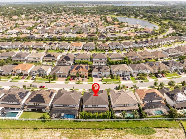 Image No.10-7 Bed Property for sale