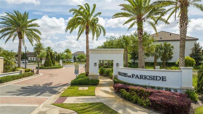 Image No.100-7 Bed Property for sale