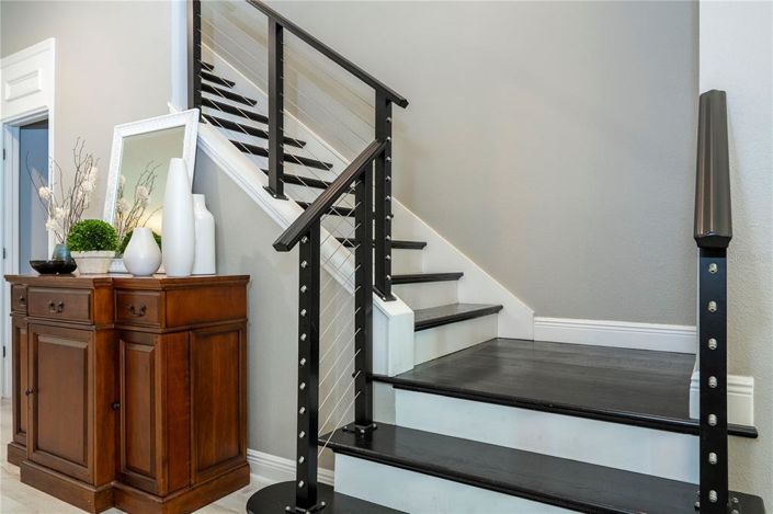 Image No.18-7 Bed Property for sale