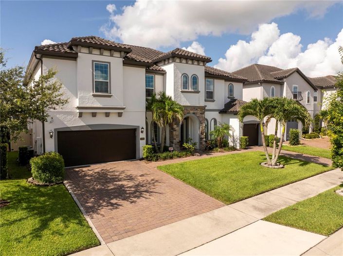 Image No.2-7 Bed Property for sale