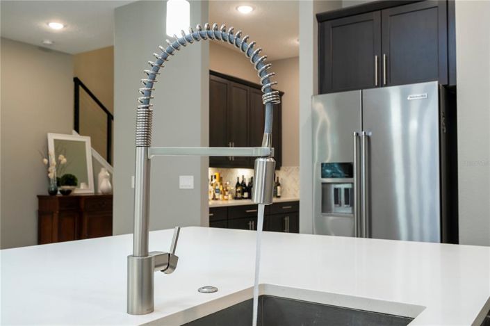 Image No.32-7 Bed Property for sale