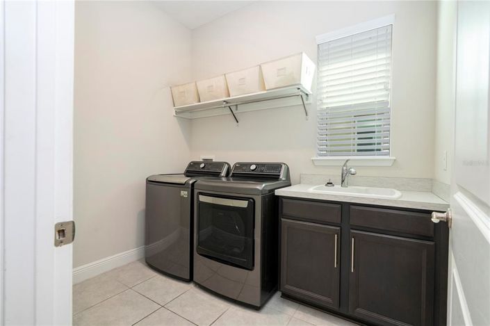 Image No.38-7 Bed Property for sale