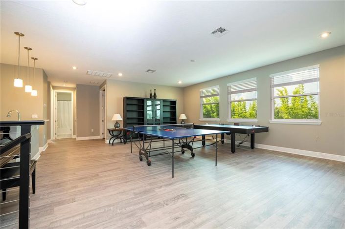 Image No.62-7 Bed Property for sale