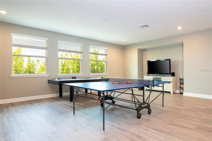 Image No.68-7 Bed Property for sale