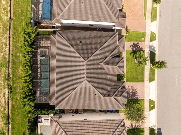 Image No.8-7 Bed Property for sale