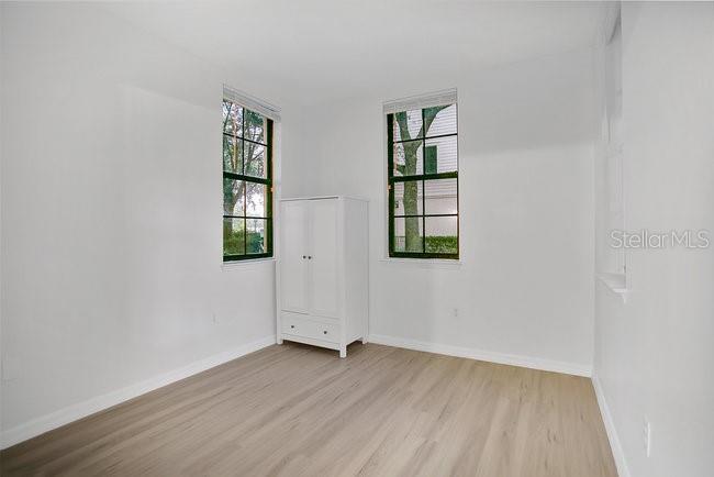 Image No.16-2 Bed Property for sale