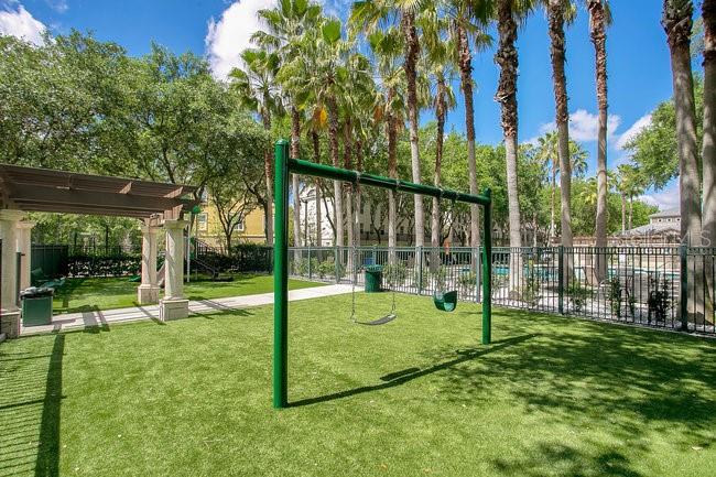 Image No.33-2 Bed Property for sale