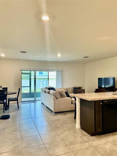 Image No.5-3 Bed Townhouse for sale