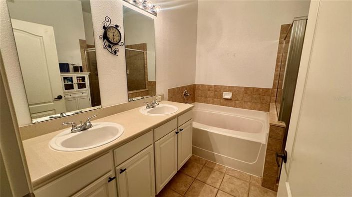 Image No.20-2 Bed Property for sale