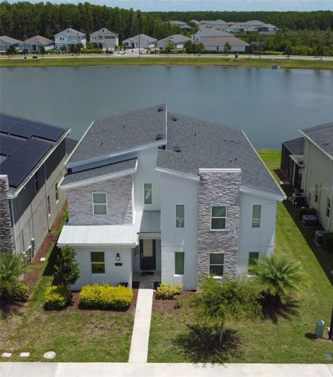 Image No.2-Propriété de 8 chambres à vendre à Kissimmee