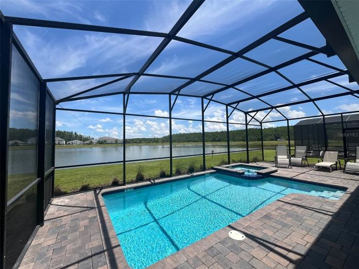 Image No.3-Propriété de 8 chambres à vendre à Kissimmee