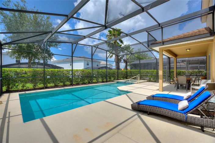 Image No.5-5 Bed Property for sale