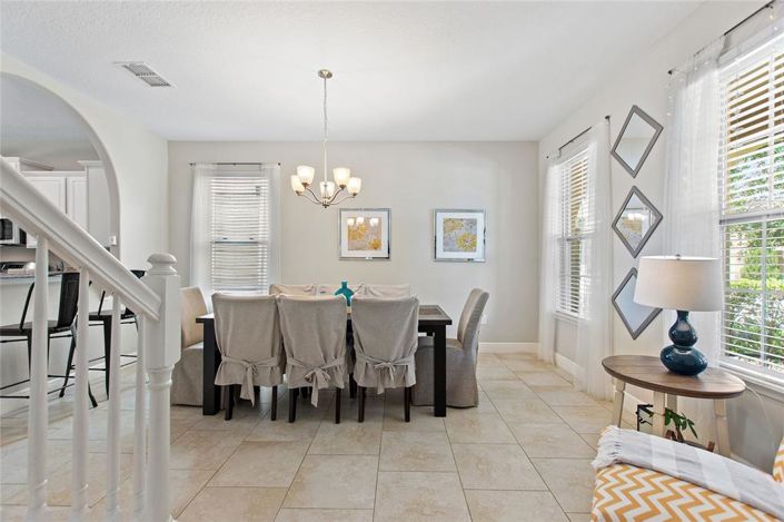 Image No.7-5 Bed Property for sale