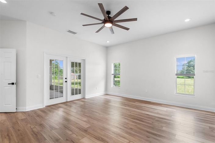 Image No.26-Propriété de 4 chambres à vendre à Haines City