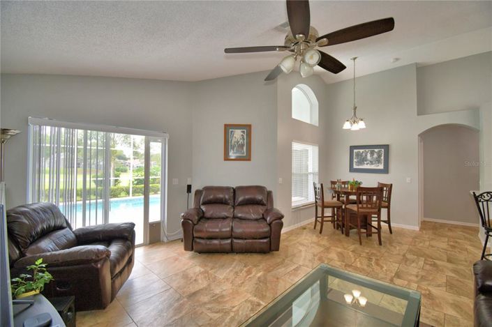 Image No.13-3 Bed Property for sale