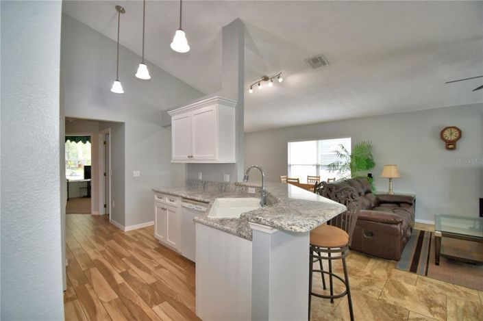 Image No.23-3 Bed Property for sale