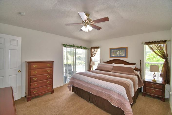 Image No.27-3 Bed Property for sale