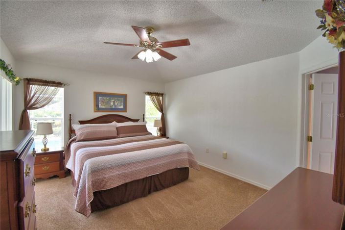 Image No.30-3 Bed Property for sale