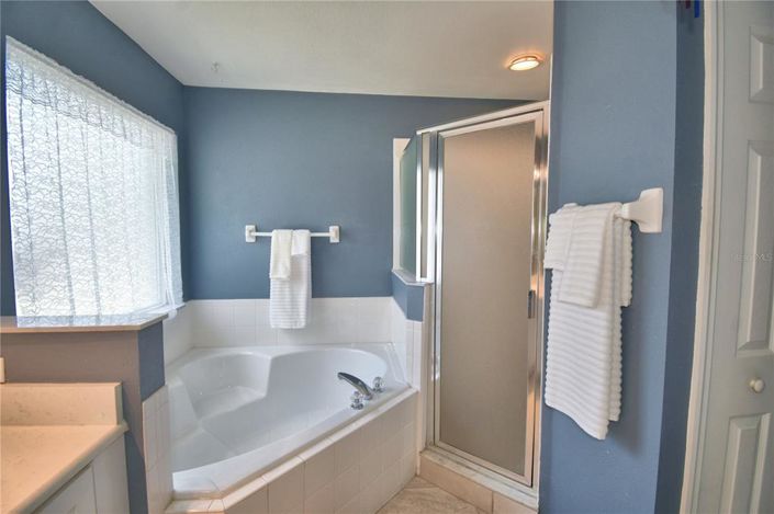 Image No.37-3 Bed Property for sale