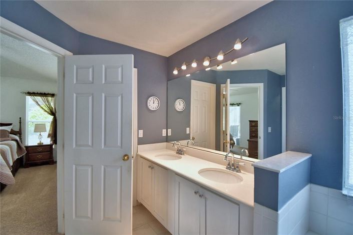 Image No.38-3 Bed Property for sale