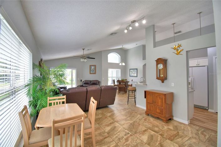 Image No.6-3 Bed Property for sale