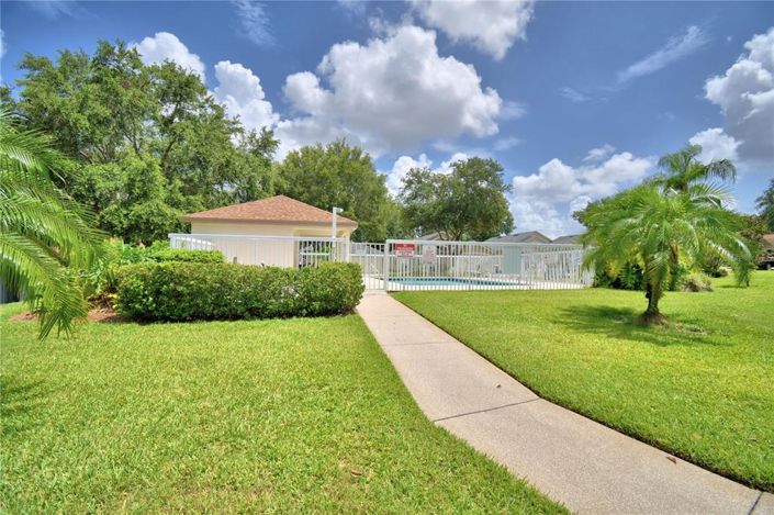 Image No.65-3 Bed Property for sale