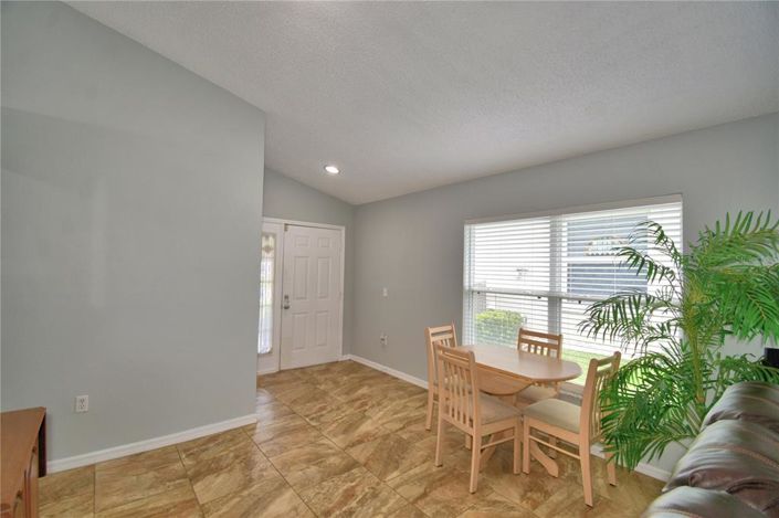 Image No.7-3 Bed Property for sale